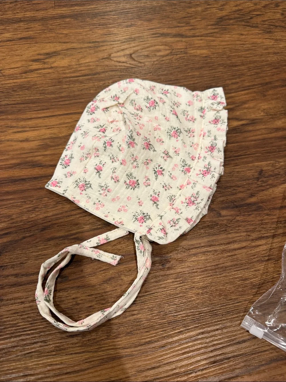 Floral Ruffle Baby Bonnet - Pink/White